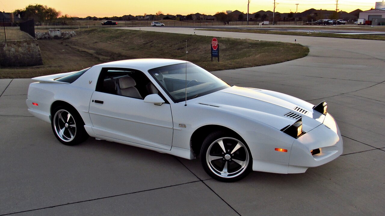 1991 Pontiac Firebird Trans Am GTA 5.0L Tuned Port Injection 5-Speed Borg Warner Original Survivor