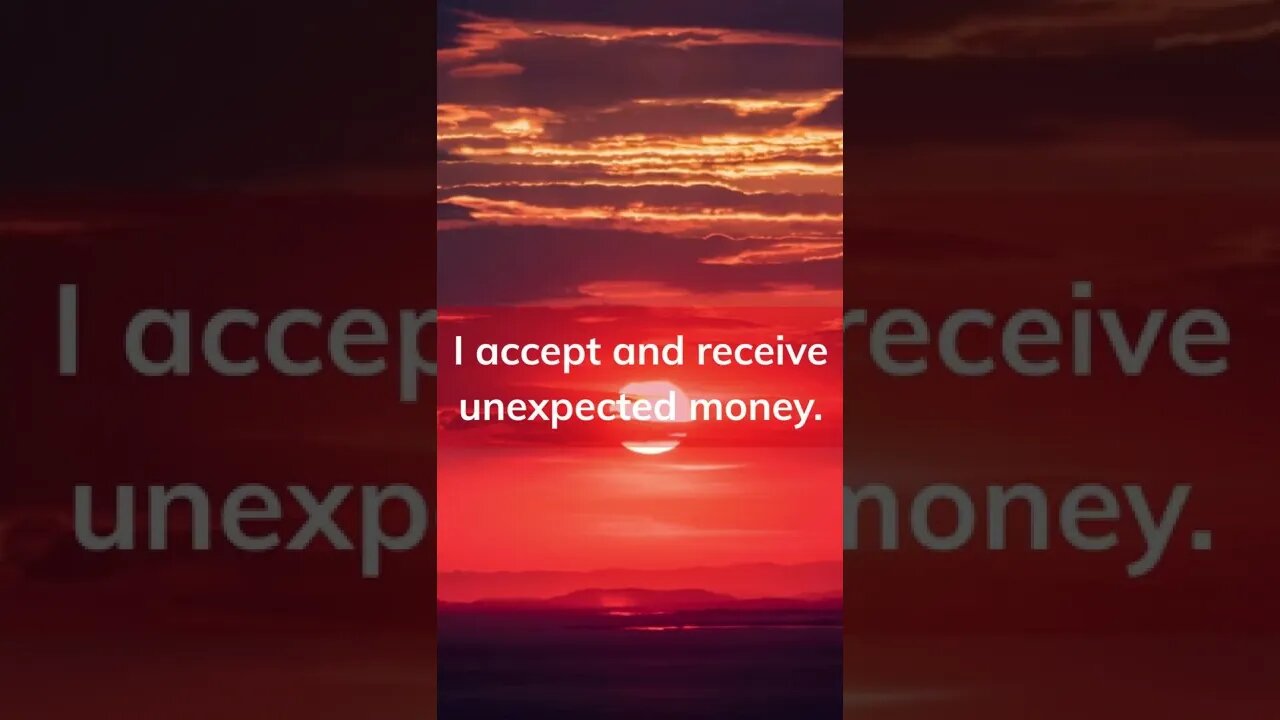 Affirmations for money manifestation - Focus on abundance ☺#shorts