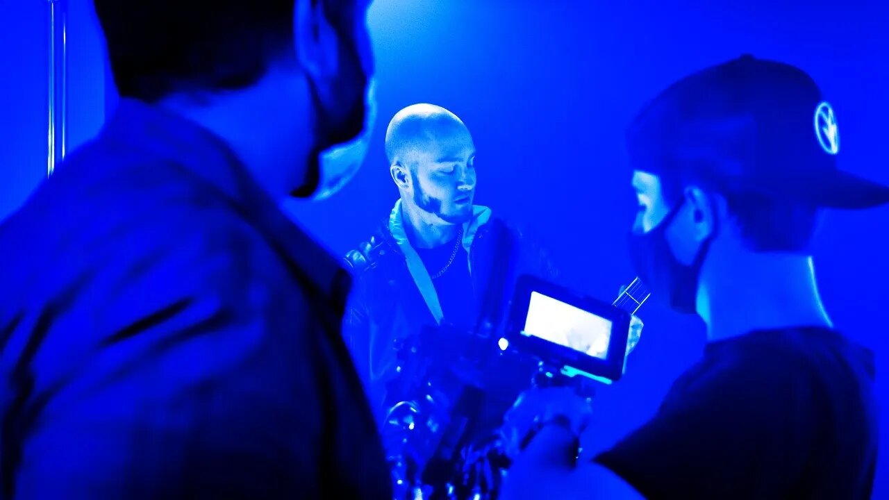 Headphones - Behind the Scenes