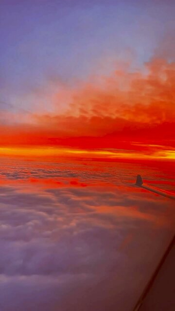 Well hello there Wednesday… ☺️✈️