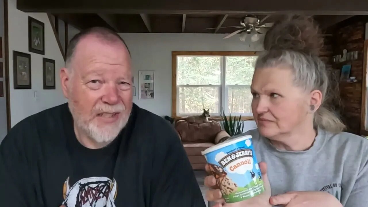 We Try Ben & Jerrys Cannoli Ice Cream. No Spiders In This Treat.