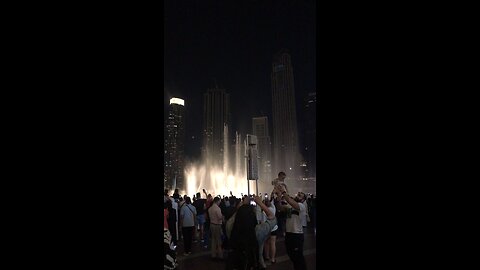 Dubai Fountain Show - a must experience 🤩