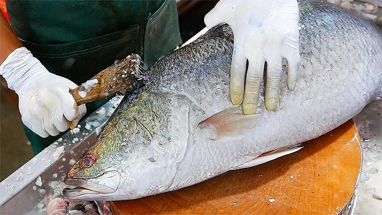 Thai Food - GIANT SEA BASS Tom Yum Aoywaan Bangkok Thailand Seafood