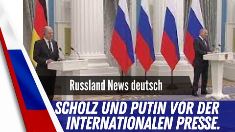 Scholz und Putin treten vor die internationale Presse.