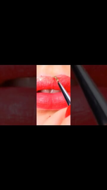 #makeup #makeuptutorial #beautytips #foryou #makeupbeauty #makeuphacks #foryoupage #lips