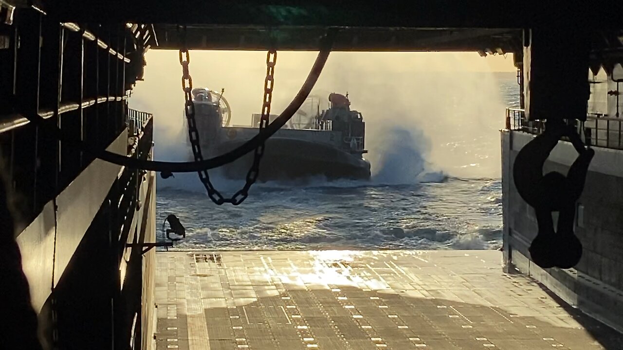 LCAC boarding