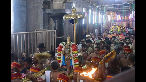 srirangam namperumal oonjal utsavam