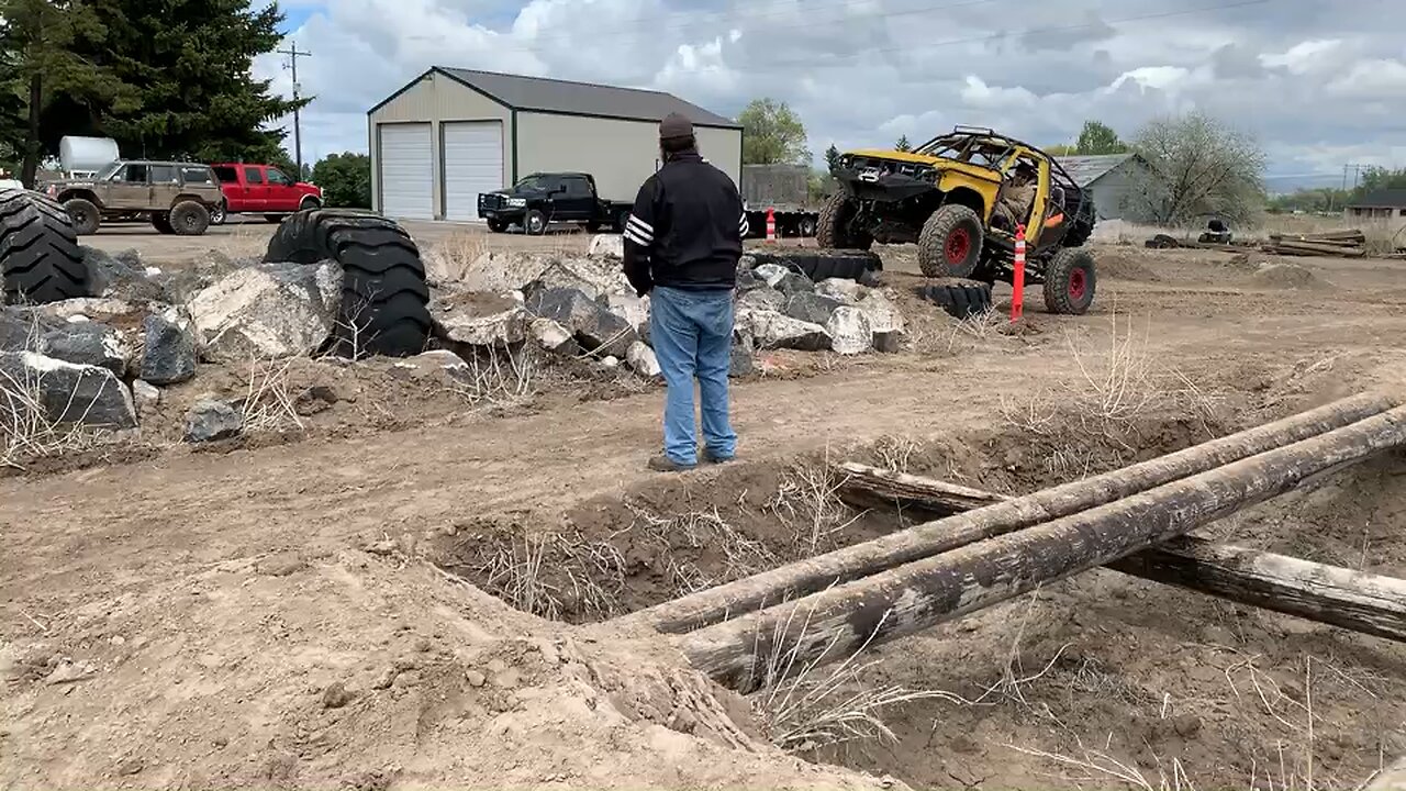 Practicing rock crawling: Part 1