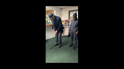 Our President is Playing Golf⛳️