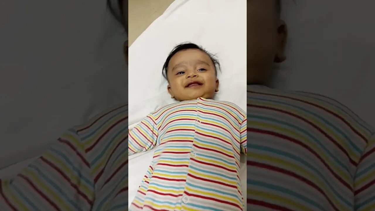 4 months old baby feeling sleepy #shortvideo #shorts