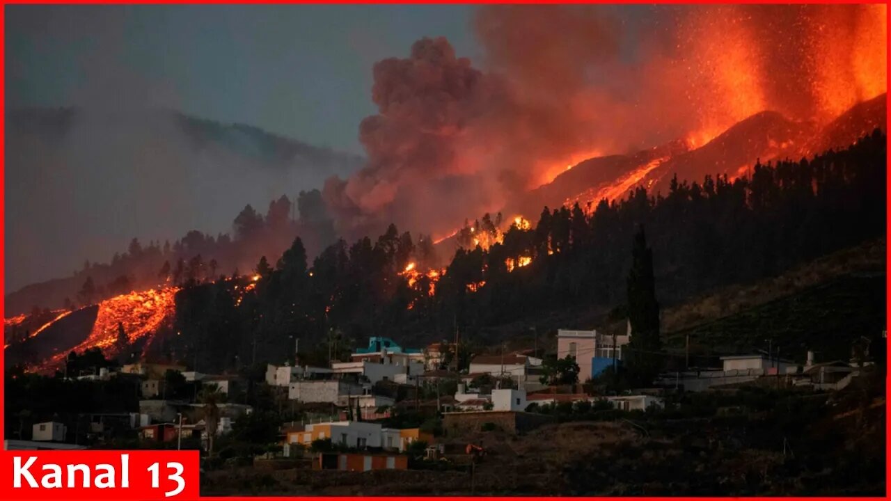 Mount Stromboli erupts again in Italy, spewing ash into sky