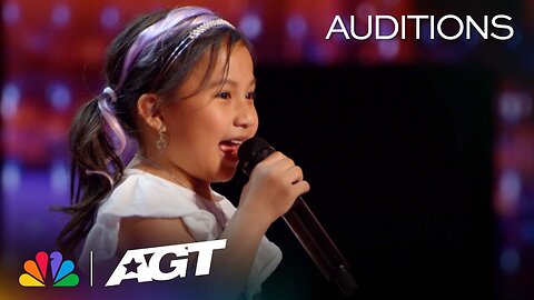 6-year-old Zoe Erianna steals Sofia's heart with "Born This Way" | Auditions | AGT 2023