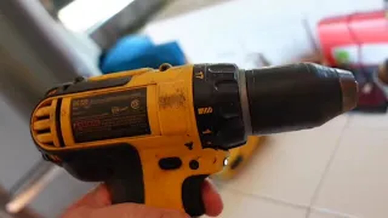 What Does The Waitley To DeWalt Battery Adaptor Fit? Tool Review & Tested On 5 DeWalt Older Tools.