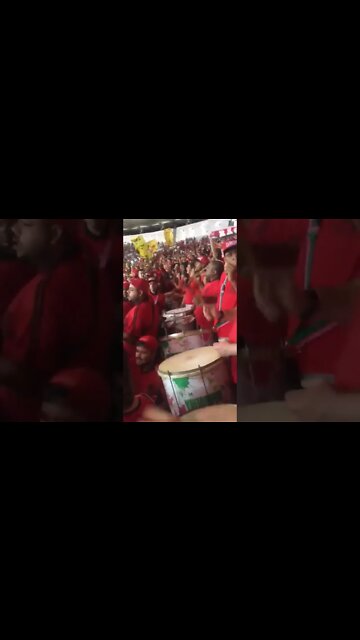 Torcida do Flamengo dando show/bateria nota 10