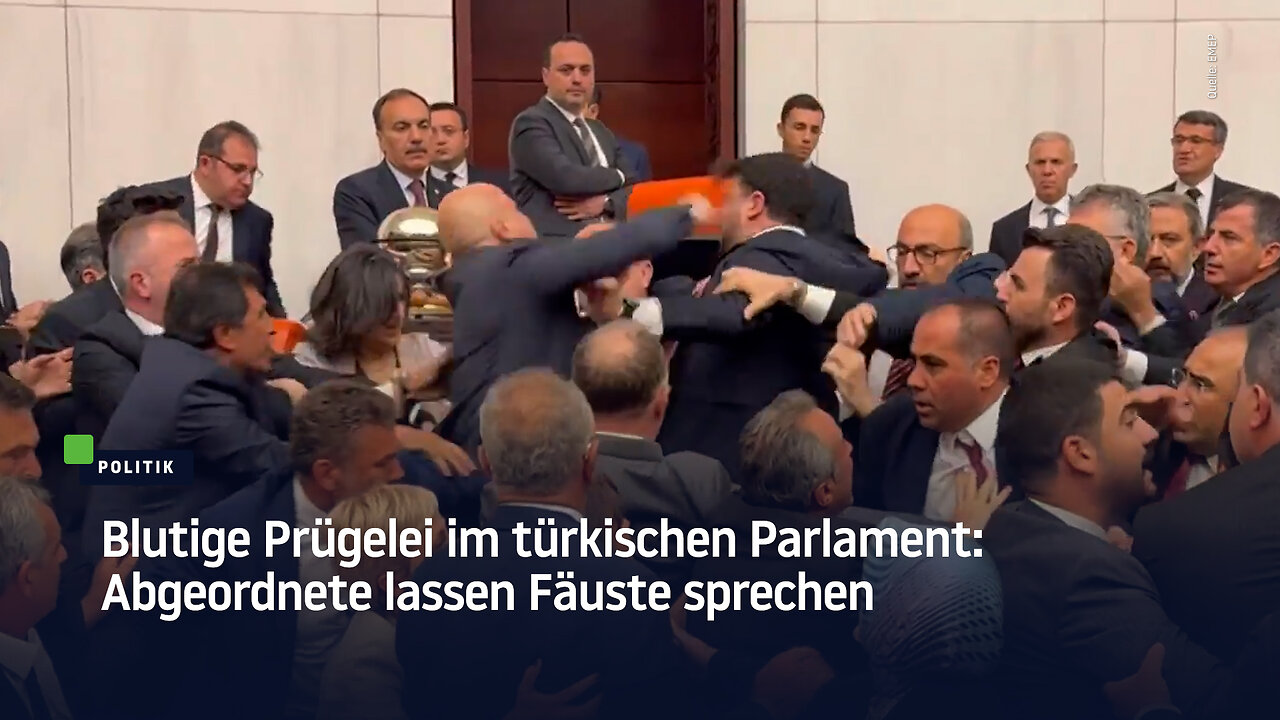 Blutige Prügelei im türkischen Parlament: Abgeordnete lassen Fäuste sprechen