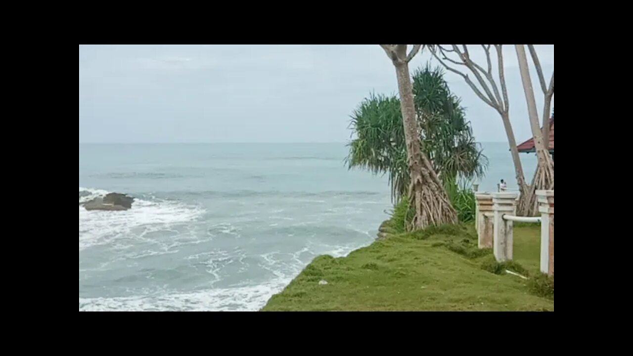 Pantai Batu Hiu Pangandaran Hari Ini