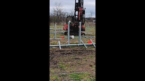 Solar Panel Farm POUNDING BEAMS!!