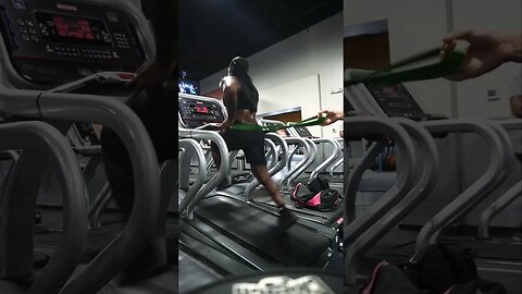 He got that dog in him 🐶 👑