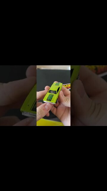 Hot Wheels Road Runner #shorts