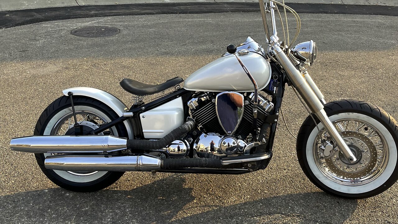 Pearl! Yamaha V star bobber Walkaround