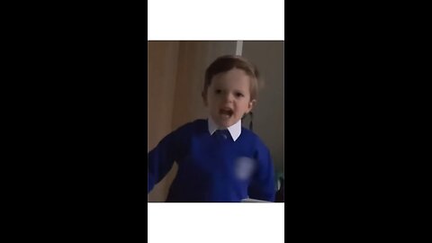 ANGRY BRITISH KID DOES’NT WANT TO BE ON SANTA’S NAUGHTY LIST 😂🎅🏼