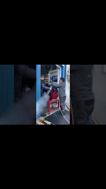 #shorts #2022 funny,prank,funjokes,dad jokes,funny memes,funny video,fun,laughing,funny animal,knock