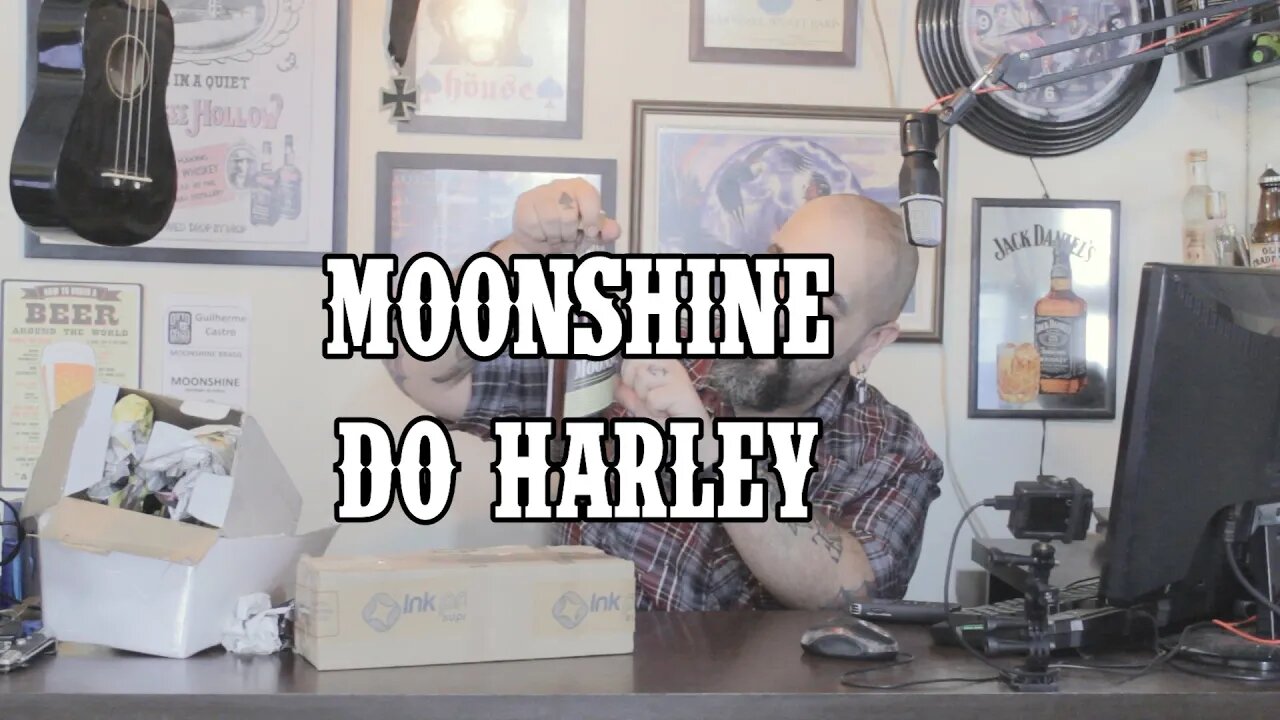 Unboxing do parceiro: Moonshine do Harley