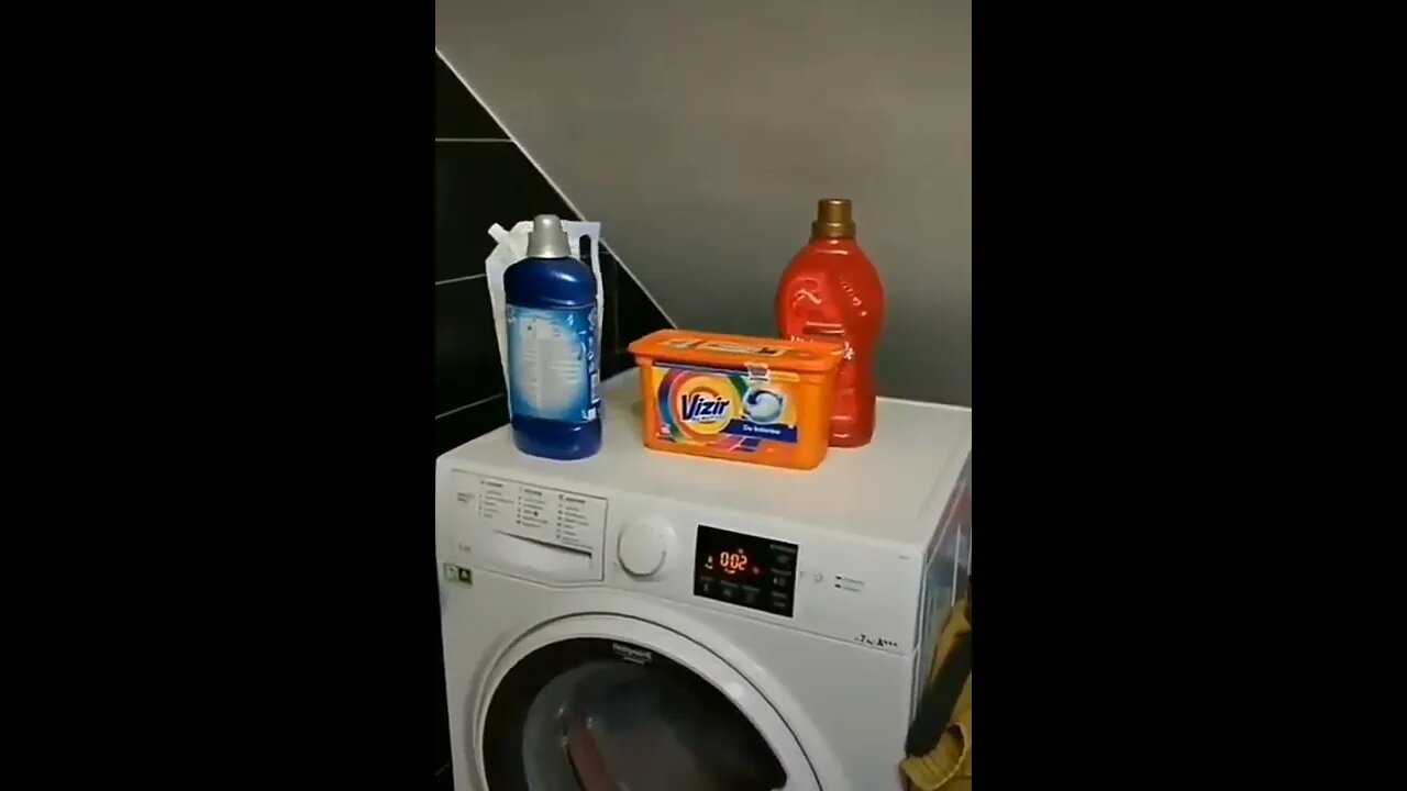 Waltz of the washing machine flowers