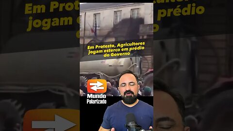 Agricultores jogam ESTRUME em prédio do Governo