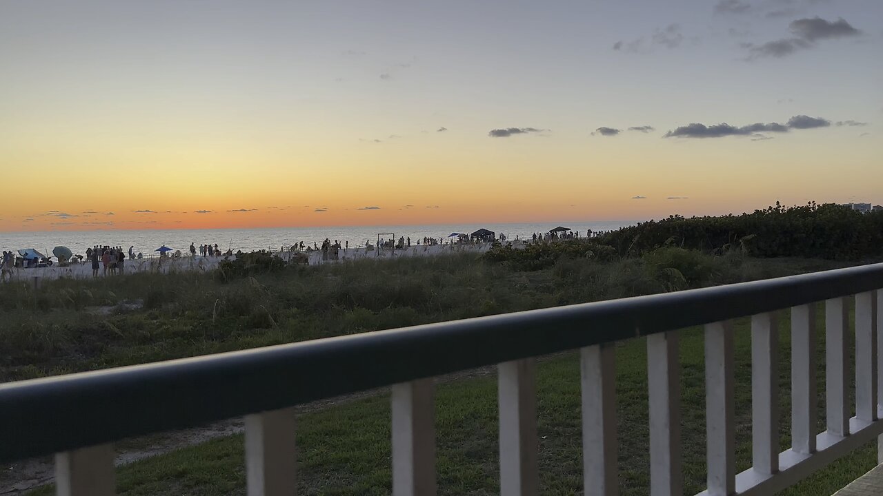 Sunset at Sunset Grille (Widescreen) #Sunset #SunsetGrille #GulfOfMexico #SouthMarcoBeach #4K