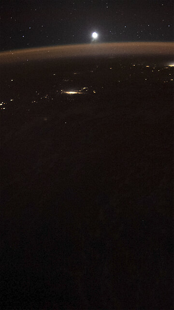 Som ET - 76 - Earth - ISS 067-E-82524-83510