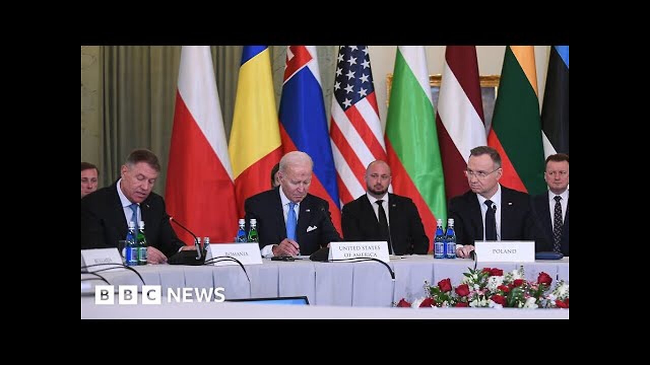 Biden meets Nato allies in Poland after Putin appears at rally – BBC News