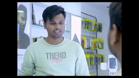 लड़की ने कपड़े से की बेज्जती ग्राहक को बिना जाने औकात दिखाई | intrested video | my first blog