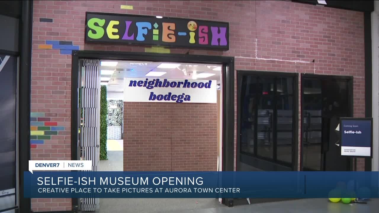 Selfie-ish Museum opening in Aurora
