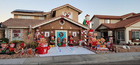 A Gingerbread Christmas 2024