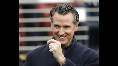 Gavin Newsom Criticized Over Maskless Photos at NFL Game