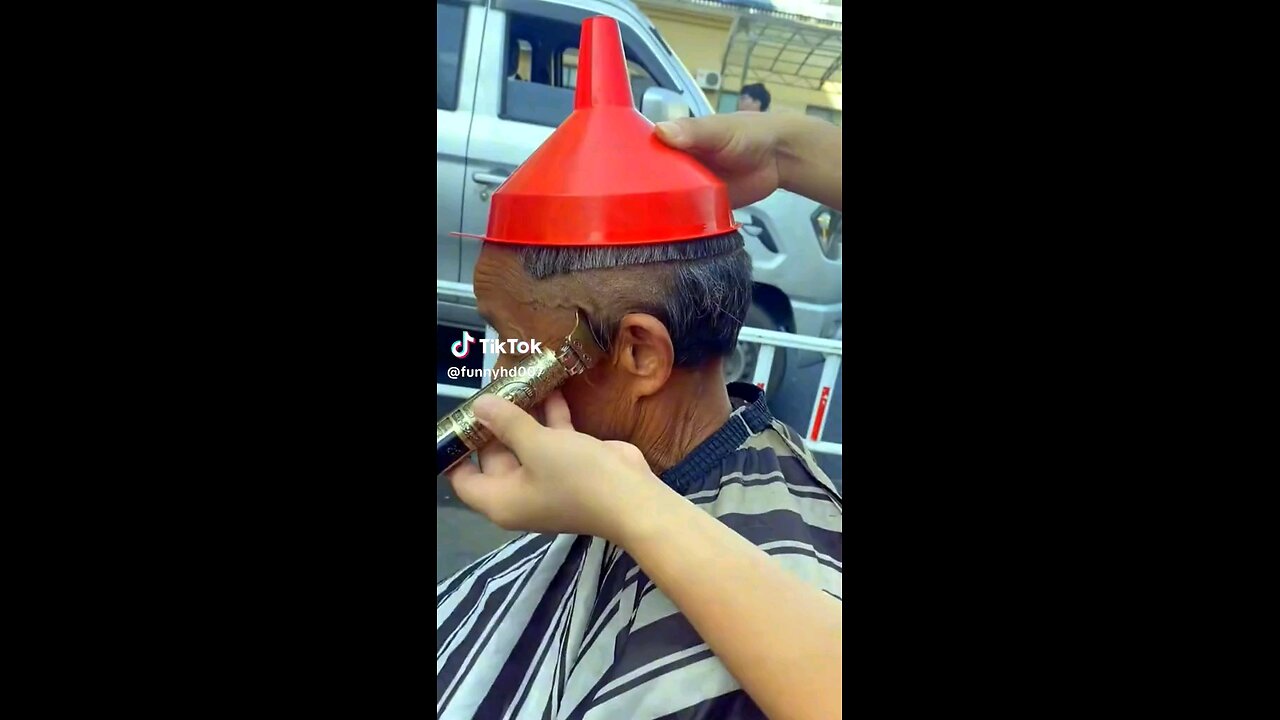 Epic Fail! Hilarious Haircut Gone Wrong. Witness the ultimate barber prank! This guy's haircut take