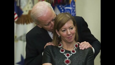 🟨 「你的頭髮真香！頭髮真香！真香！」🟨