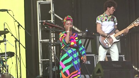 Bomba Estéreo - Chile 📅 01.04.2017🎵 Fuego 🎵 Lollapalooza 2017 📍 Parque O'higgins 🌎 Santiago Chile