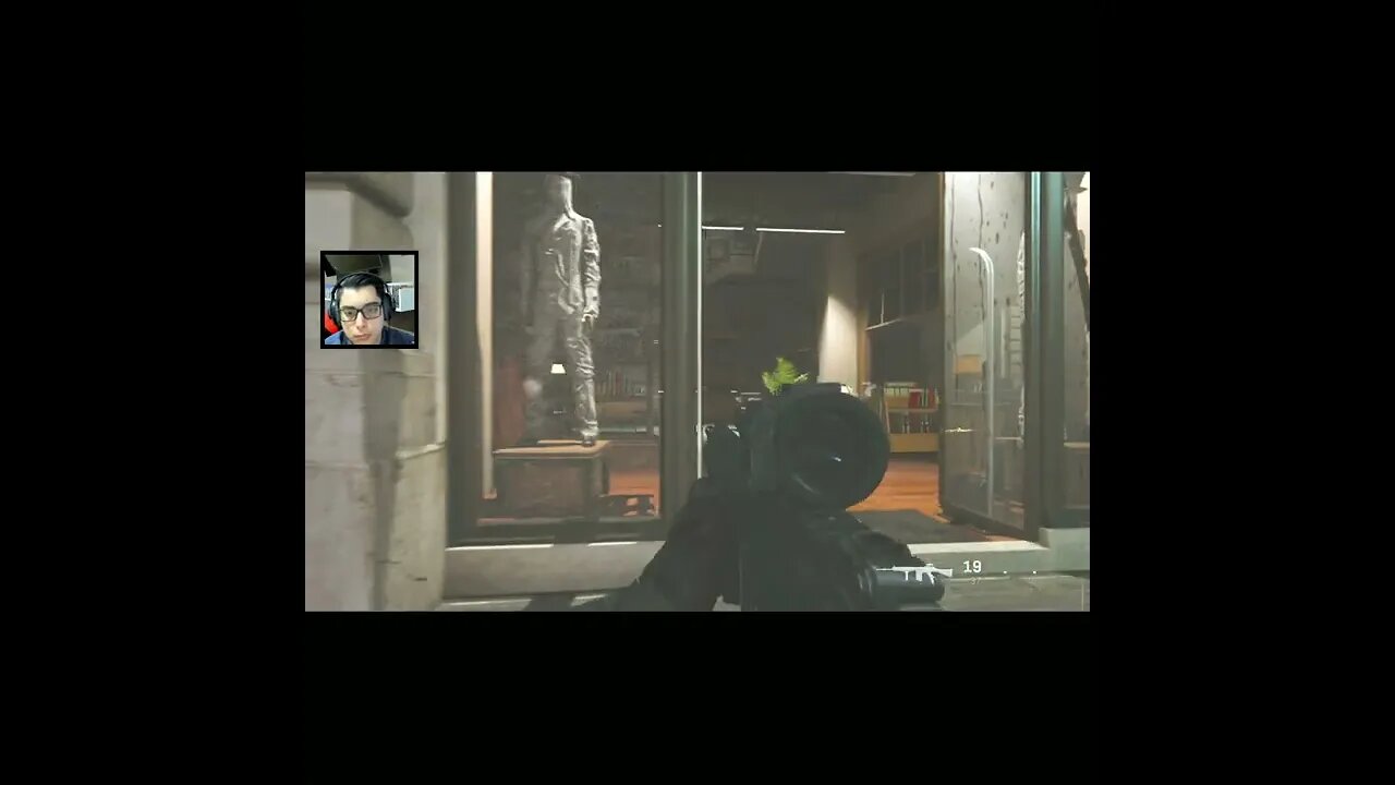 TERRORISTAS NA LIVRARIA em LONDRES Call of Duty Modern Warfare #shorts