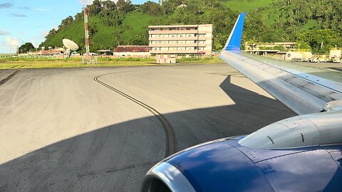 {4K} FULL THROTTLE Short Field Chuuk Takeoff ~ United Airlines ~ Boeing 737-824 ~ TKK