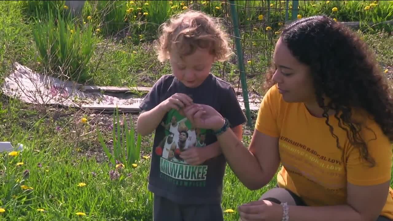 Teen receives award to spread love of gardening