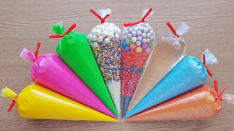 Making Crunchy Slime with Piping Bags #148