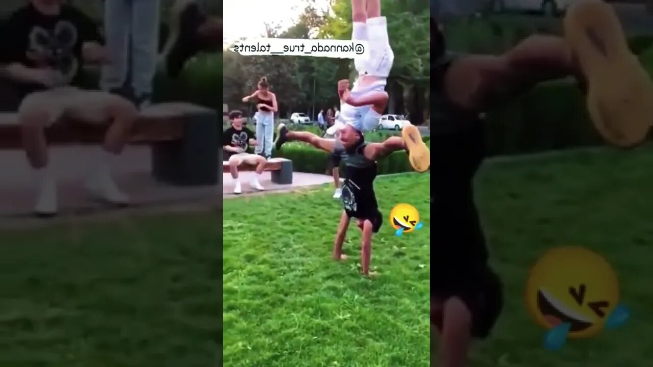 Cabeçada na bola errada 😂😂😂 #shorts