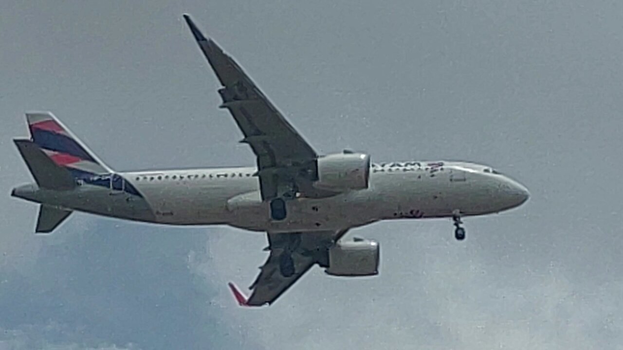 Airbus A320NEO PR-XBI coming from Brasília to Fortaleza