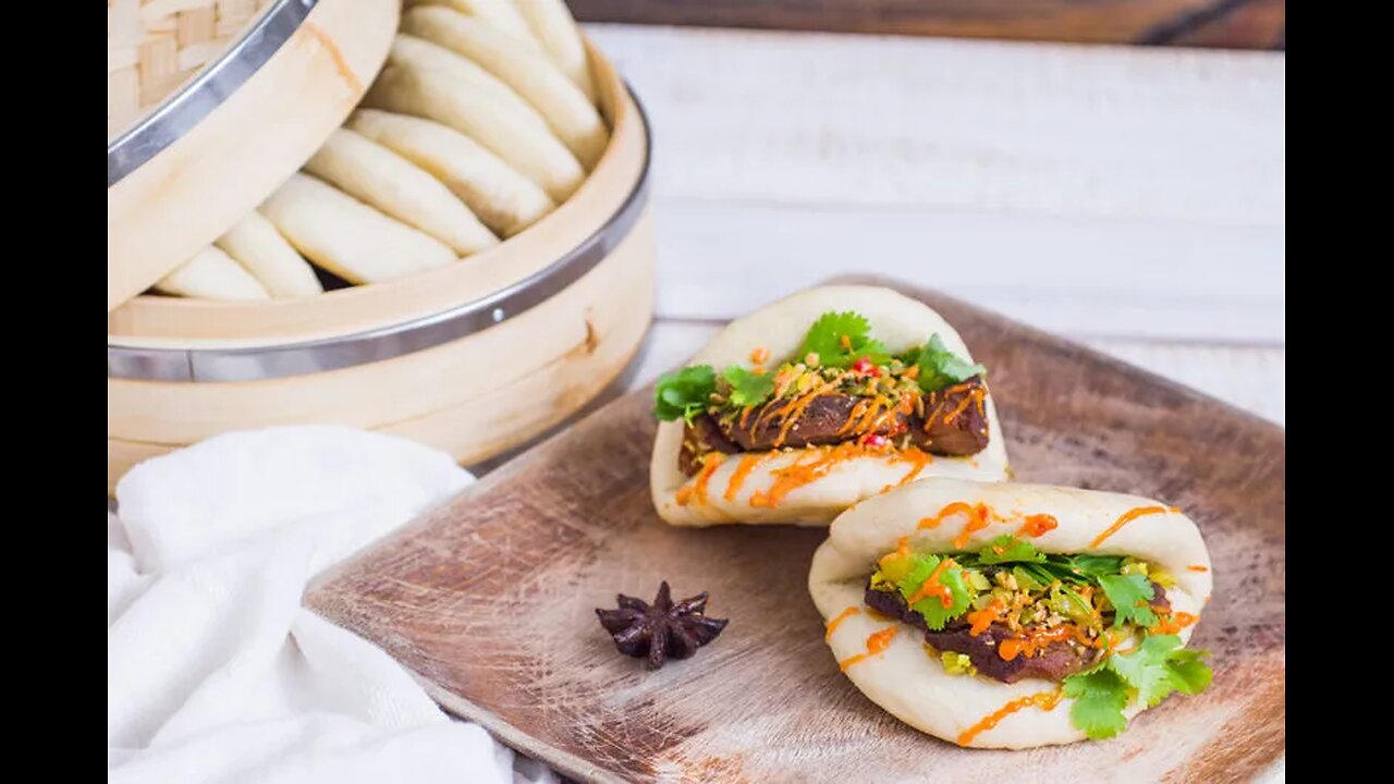 Taiwan's Most Famous Bao: The Gua Bao 刈包