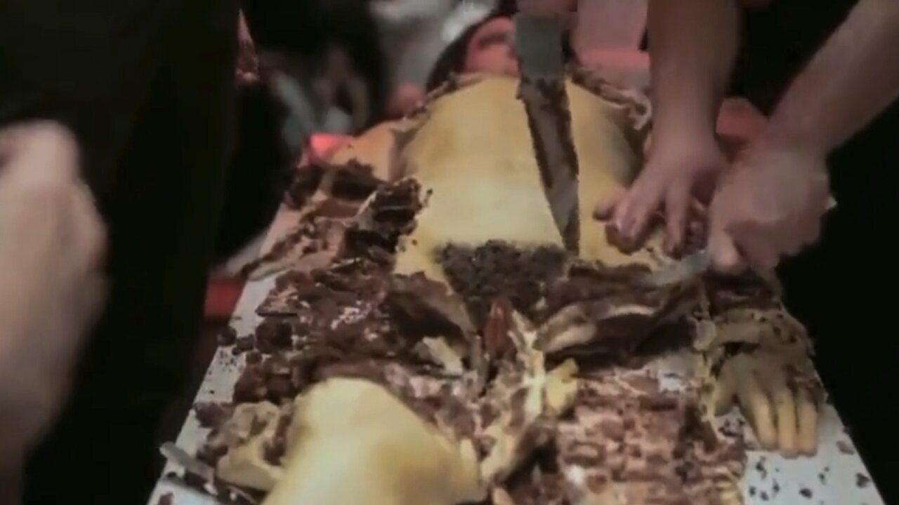 MOCA GALA 2011 - Hollywood Elites [ MARINA ABRAMOVIĆ ] SPIRIT COOKING