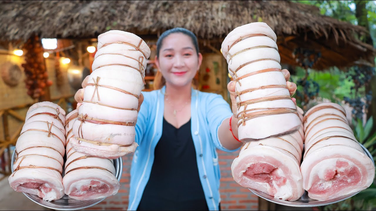 Extreme Pork Belly Rolling Recipe cooked by Pregnant Chef - Cooking with sros