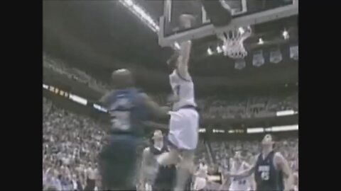 Andrei Kirilenko 19 Points Vs. Mavericks, 2002-03.