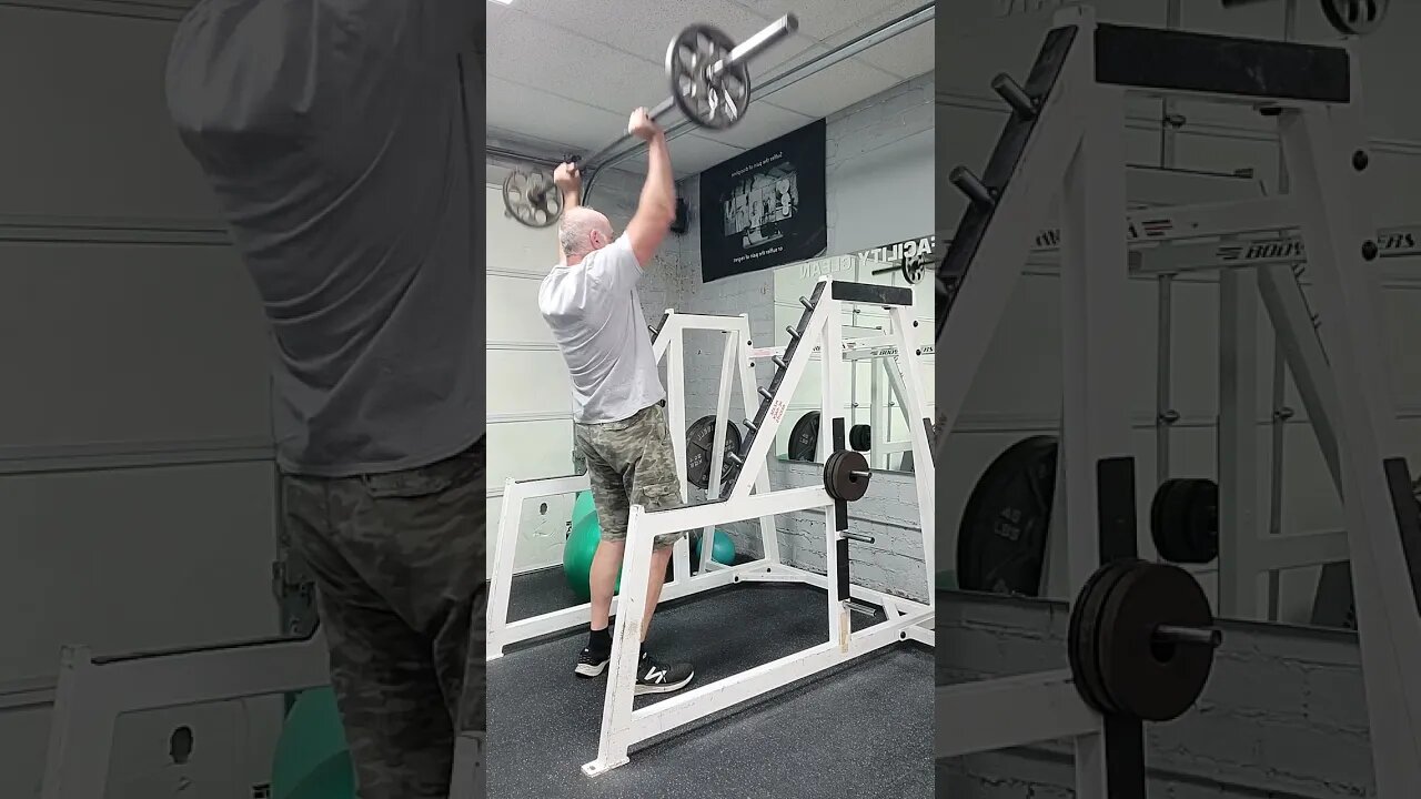 Military 🪖 press and quick demonstration on why the new IPF rule on Bench press